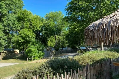 Camping Les Rives de Grand Lieu - Standplätze auf dem Campingplatz