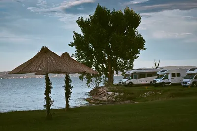 Camping Listro  -  Wohnwagen- und Zeltstellplatz am  Lago Trasimeno