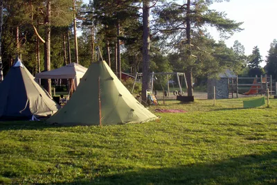 Lits Camping -  Zeltstellplätze und Spielplatz im Grünen auf dem Campingplatz
