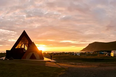 Lofoten Beach Camp - Sonnenuntergang über dem Campingplatz