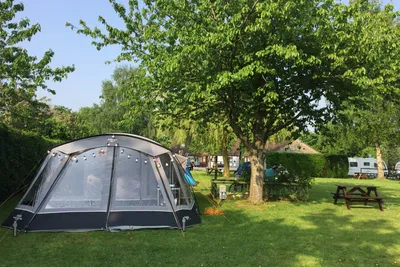 Long Hazel Park  -  Wohnwagen- und Zeltstellplatz vom Campingplatz im Grünen