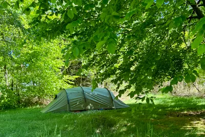 Ly Outdoor Camp   Ly Outdoor Camp - Zeltwiese auf dem Campingplatz