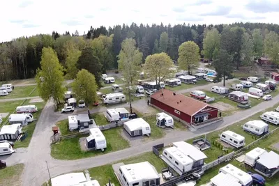 Malmköpings Bad & Camping - Bild 2