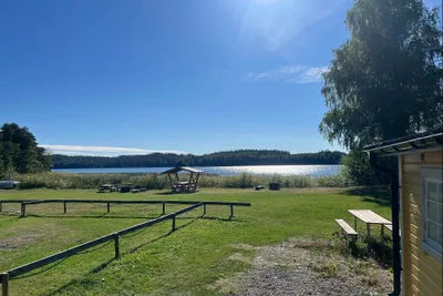 Mariefreds Camping - Standplatzwiese auf dem Campingplatz
