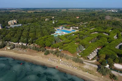 Marina Julia Family Camping Village  Marina Julia Camping Village - Campingplatz aus der Vogelperspektive