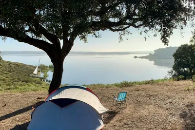Camping Markádia - Zeltplatz mit Blick auf den See