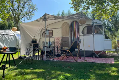 Minicamping d'Abeele - Standplätze auf dem Campingplatz