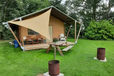Minicamping De Loenense Brug - Glamping-Zelt auf dem Campingplatz