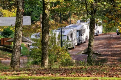Camping Domaine de Forges - Standplätze auf dem Campingplatz