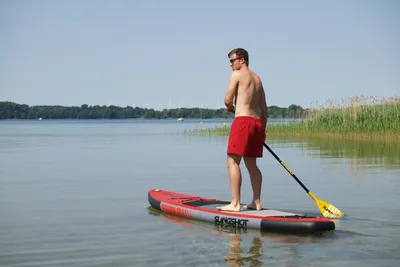 Naturcamping Malchow  - Stand Up Paddling auf dem Plauer See am Campingplatz
