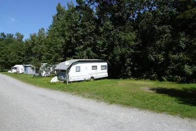 Naturcampingplatz Perlbach - Standplätze auf dem Campingplatz