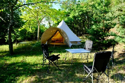 Natuurkampeerterrein La Buse - Zelt auf Standplatz