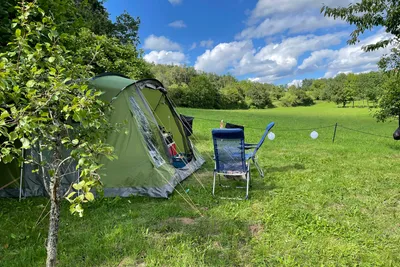 Natuurkampeerterrein La Buse - Standplatz mit Zelt