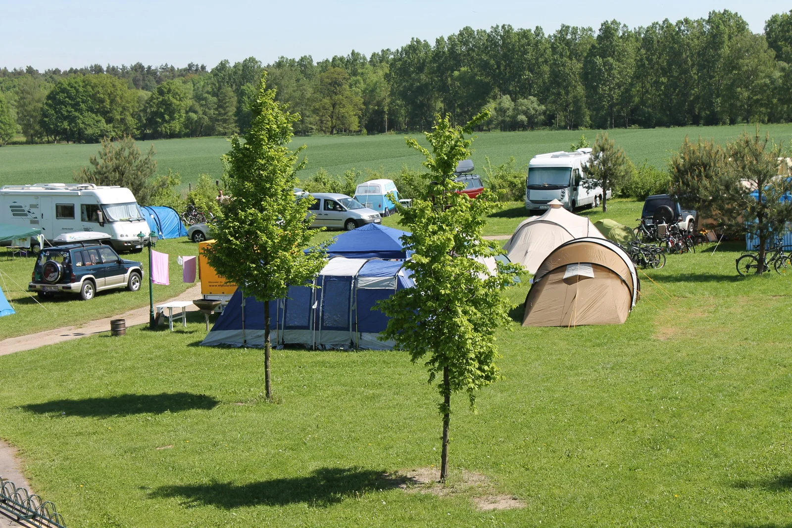 Neiße-camp