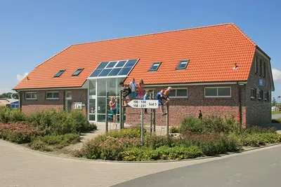 Nordsee-Camping Neuharlingersiel Bild 2