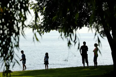 Camping Paradis Plage - Familie am See in der Nähe des Campingplatzes
