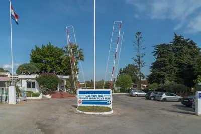 Parque de Campismo de Armação de Pera - Einfahrt