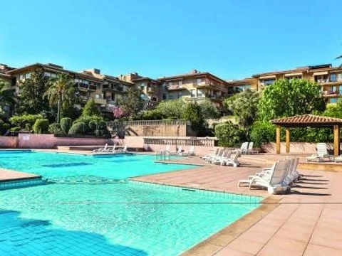 Pierre & Vacances Residence Amandine