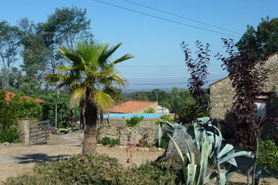 Quinta do Pomarinho - Ferienhaus mit kleinem Pool