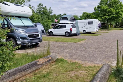 Vakantiepark Witven - Standplätze auf festem Untergrund