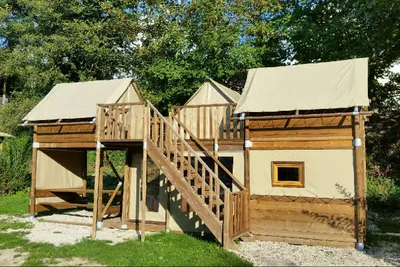 Camping Rondin des Bois  -  Mobilheime vom Campingplatz im Grünen