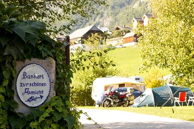 Seeterrassencamping Ried -  Stellplätze auf dem Campingplatz
