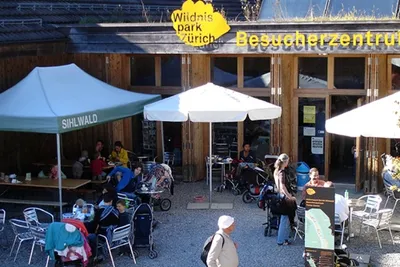 Camping Sihlwald  - Besucherzentrum mit Terrasse vom Campingplatz