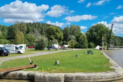 Skeppsdockans Camping & Vandrarhem