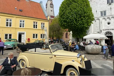 Tønder Camping  Tønder Byferie - Marktplatz im Dorf in der Nähe des Campingplatzes
