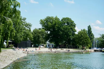 Tcs Camping La Tène Lac De Neuchâtel