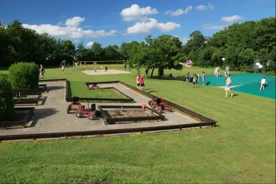Terrassen Camping - Freizeitbereich auf dem Campingplatz