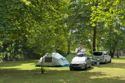 Balatontourist Camping Termál - Zeltwiese auf dem Campingplatz