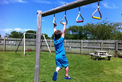 Camping Tregarton Park - Campingplatz mit Kinderspielplatz --