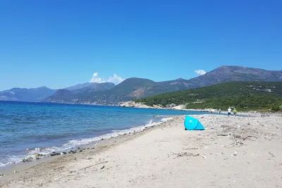 Camping U Sole Marinu  - Strand vom Campingplatz am Mittelmeer