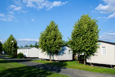 Camping Václav  -  Mobilheime vom Campingplatz im Grünen