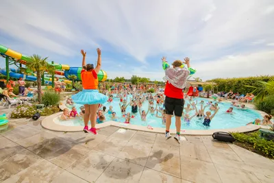 Capfun Camping Fruithof - Animation im Freibad des Campingplatzes
