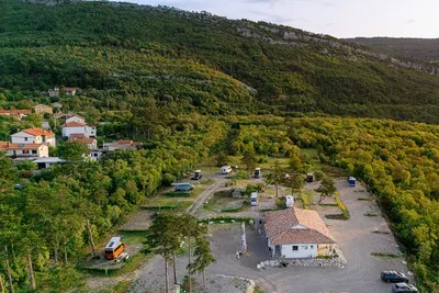 Vela Stina  - Campingplatz aus der Vogelperspektive