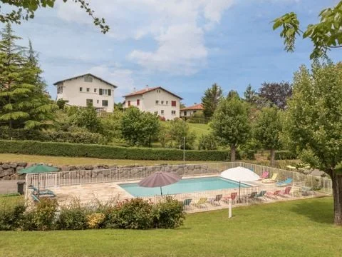 Village de Chalets Auguste Delaune