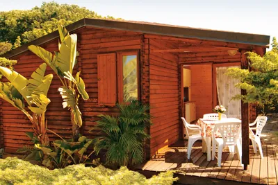 Villaggio Camping Spiaggia del Riso  -  Mobilheim vom Campingplatz mit Veranda