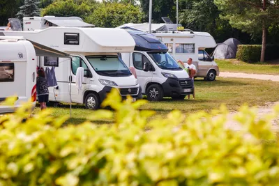 Camping Wagabunda (Nr. 2) - Wohnmobil- und  Wohnwagenstellplätze auf dem Campingplatz