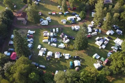 Camping Losheim am See - Stellplätze auf dem Campingplatz aus der Vogelperspektive