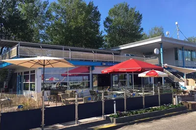 WSV Almere Haven - Bar terrasse auf dem Campingplatz