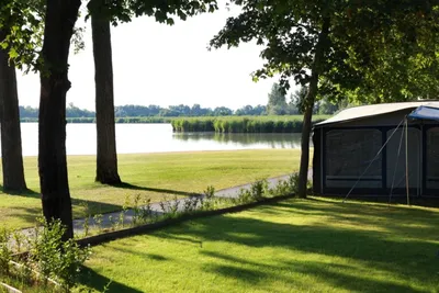 Camping Zicksee  -  Wohnwagen- und Zeltstellplatz am Zicksee