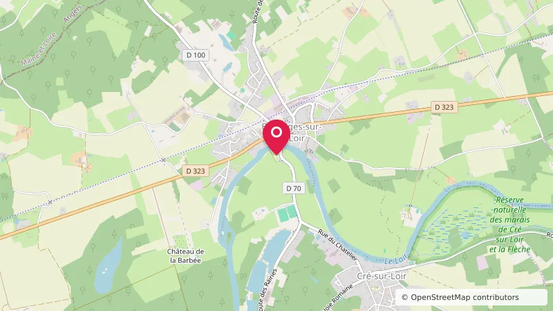 Aire Camping-car Bazouges-Cré-sur-Loir, Le Vieux Pont