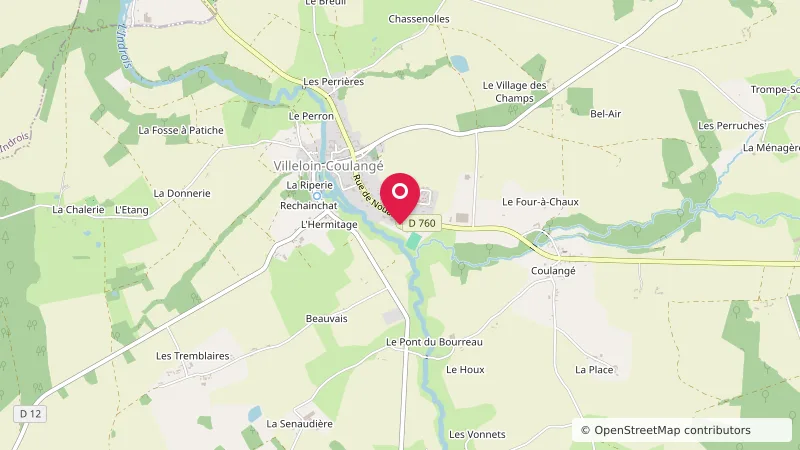 Aire camping-car Villeloin Coulange