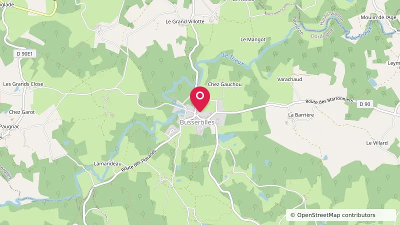 Aire communale de Busserolles