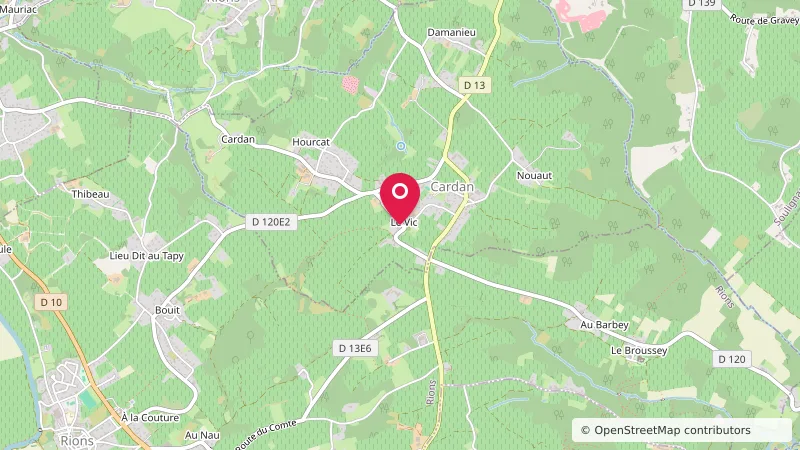 Aire de Camping-car du Château du Payre