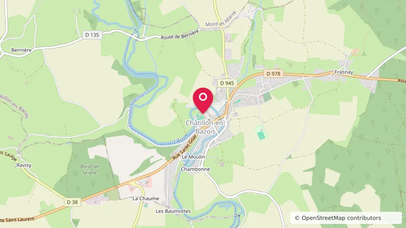 Aire munipale Place Pierre Saury Chatillon-en-Bazois