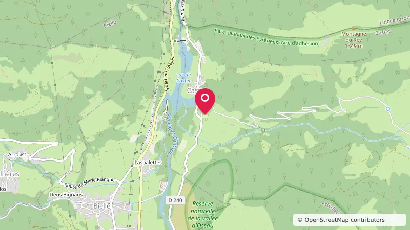 Aire Naturelle de Camping "Cazenave-Doux