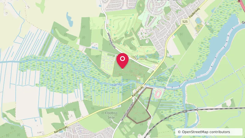 Fladbroskov Shelterplads Shelterpladsen ligger midt i Fladbro Skov, omkranse